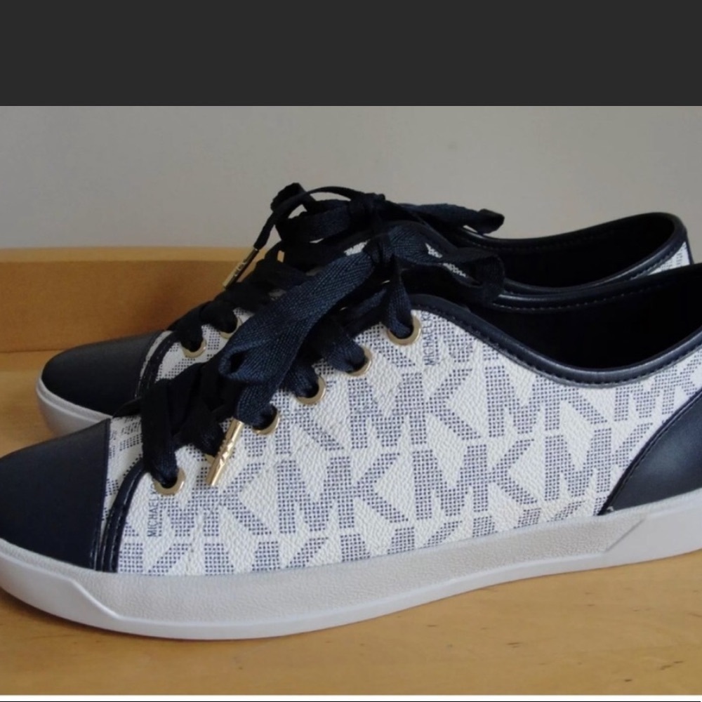 Michael kors logo sneakers